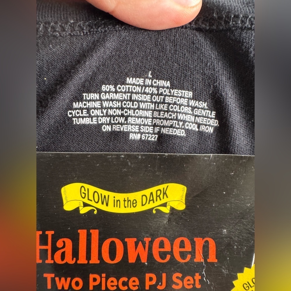 Ladies' Glow-in-the-Dark Halloween Skeleton Two Piece PJ Set - Picture 8 of 8